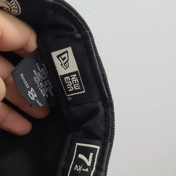 New Era Men's Character Basic Batman Hat - Picture 3 of 7